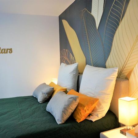 Mein Apartment, Stars Mit Balkon Und Klima Fuer Bis Zu 4 Personen Frankenthal  Bagian luar foto