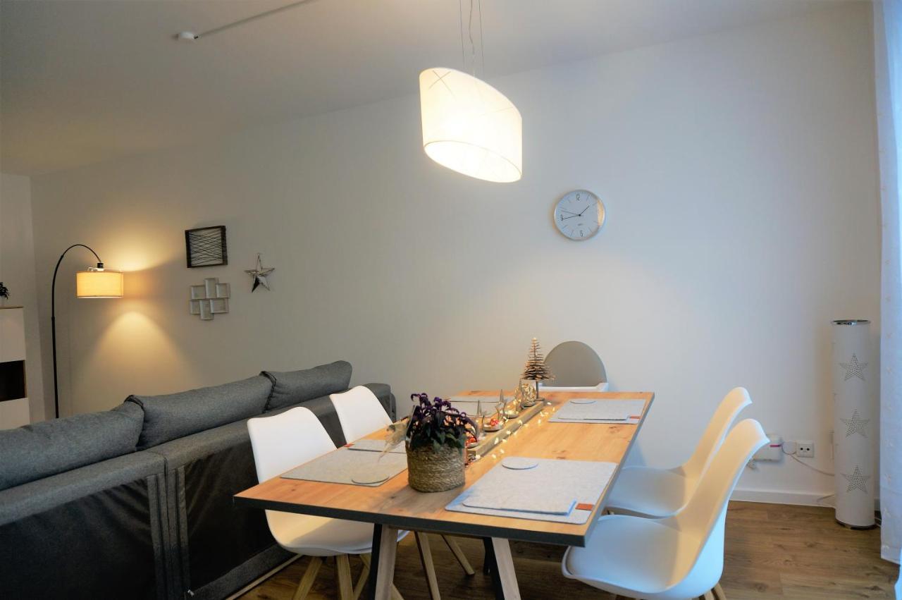 Mein Apartment, Stars Mit Balkon Und Klima Fuer Bis Zu 4 Personen Frankenthal  Bagian luar foto