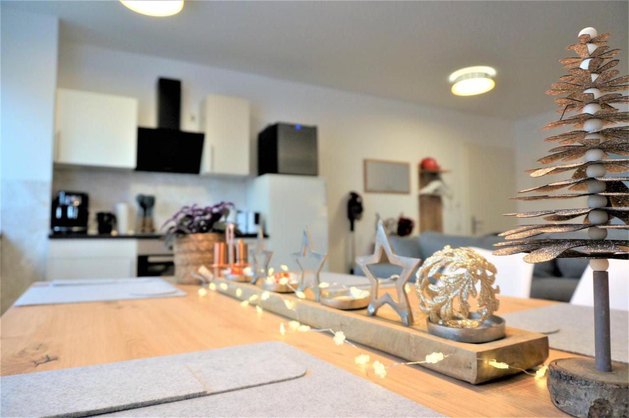 Mein Apartment, Stars Mit Balkon Und Klima Fuer Bis Zu 4 Personen Frankenthal  Bagian luar foto